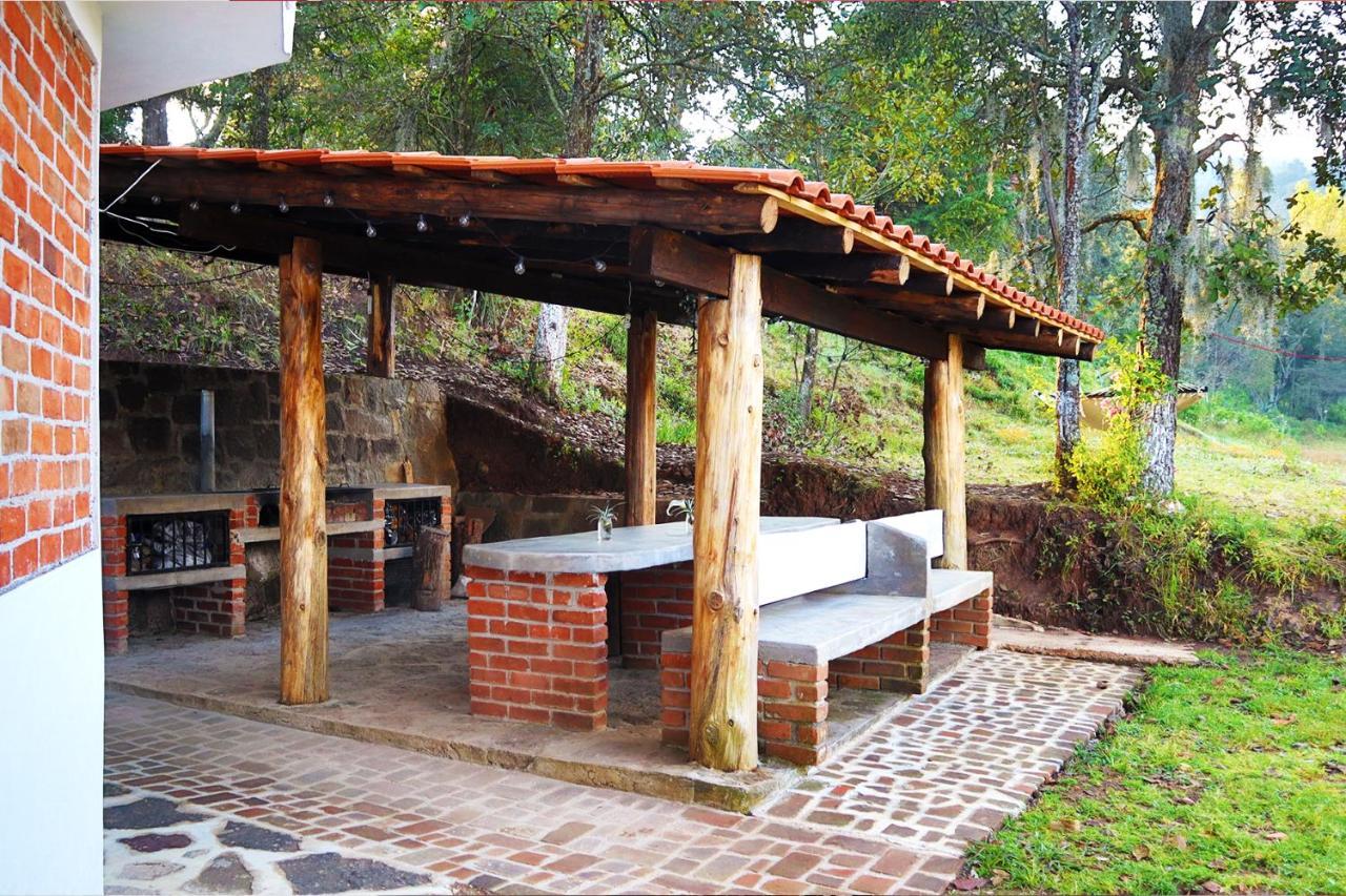 Senda Monarca Villa Senguio Exterior foto
